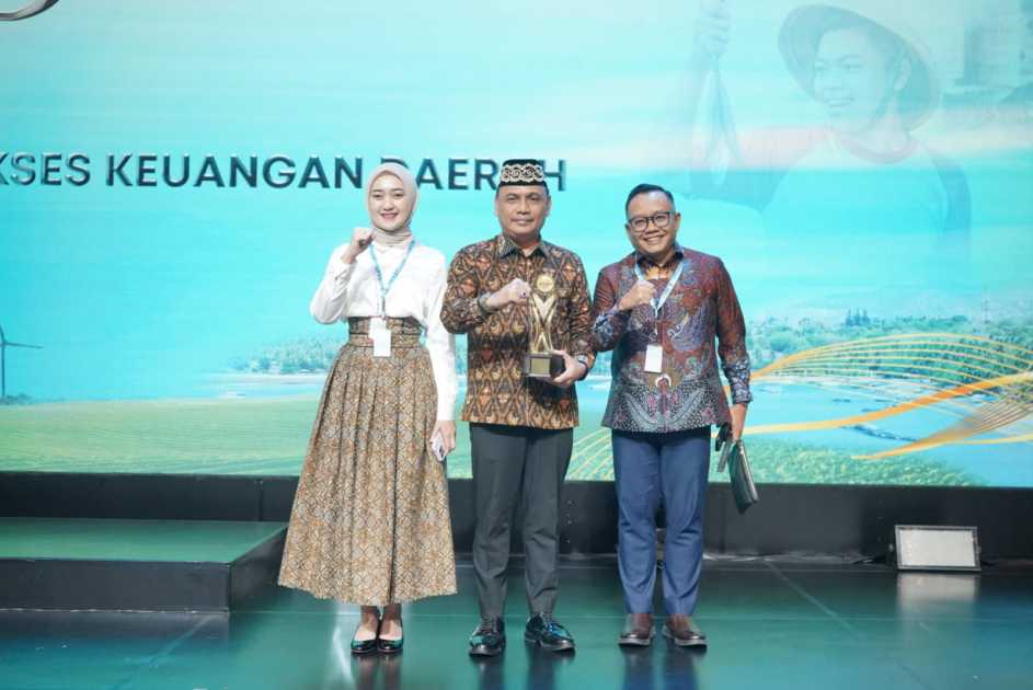 Metro raih penghargaan TPAKD Award tahun 2025