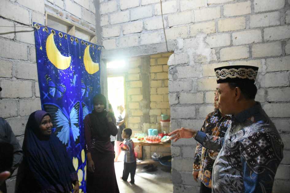 Wali Kota Metro tinjau bedah rumah di Kelurahan Yosomulyo