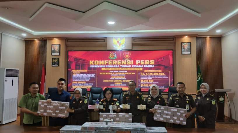 Kejari Metro Musnahkan Barang Bukti Judi Online dan Rampas Aset Miliaran Rupiah
